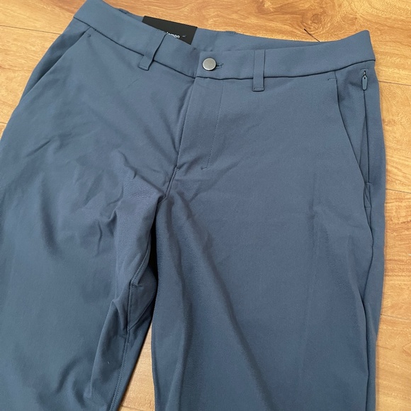 Lululemon Men ABC Trouser Slim Fit Dark Gray 30"W x 30"L New with Tag - Picture 3 of 7